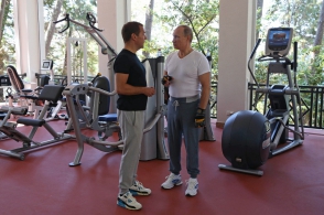 Ինչպես են Պուտինն ու Մեդվեդևը մարզվել և նախաճաշել միասին (տեսանյութ)