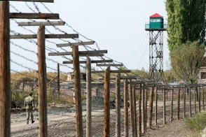 В приграничных селах Азербайджана паника – пресс-секретарь Минобороны РА