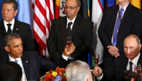 Обама произнес тост на ланче c Путиным в ООН (видео)