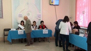 На парламентских выборах в Киргизии ни одна партия не получила большинства