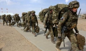 Великобритания примет участие в развертывании войск НАТО в Прибалтике