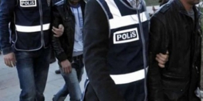 В Турции арестованы главный редактор газеты и мэр-курд