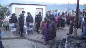 В Гватемале заживо сожгли мэра города (видео)