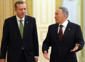 Эрдоган попросил Назарбаева о встрече с Путиным