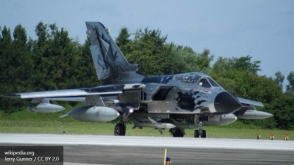 ВВС Великобритании нанесли первые удары по позициям ИГ в Сирии