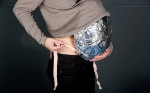 Жительница Франции симулировала беременность, чтобы спрятать бомбу в «животе»