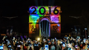 Նոր տարին Փարիզում դիմավորել են առանց հրավառության (տեսանյութ)