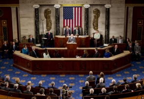 На слушаниях в Конгрессе США обсудили борьбу с ИГ: американцы взволнованы (видео)