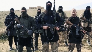 В новом видеоролике ИГ заложников убивают исполнители терактов в Париже (видео)