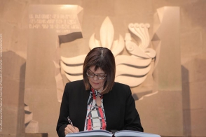 Սերբիայի ԱԺ նախագահ Մայա Գոյկովիչի գլխավորած պատվիրակությունն այցելել է Ծիծեռնակաբերդ