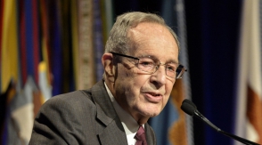 Уильям Перри