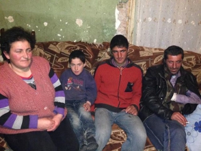 Արցախյան պատերազմի հաշմանդամի ընտանիքը խայտառակ պայմաններում է ապրում (լուսանկար, տեսանյութ)