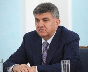 Ара Абрамян: «В поддержку армии обороны НКР открываем счет. Первый взнос - 5 млн. рублей - мною перечислен»