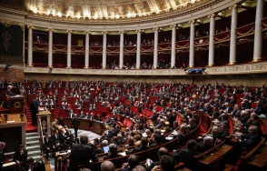Ֆրանսիացի պատգամավորները կողմ են քվեարկել հակառուսական պատժամիջոցների չեղարկմանը (տեսանյութ)