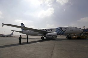 Летевший из Парижа в Каир самолет «EgyptAir» пропал с экранов радаров (дополнено, видео)