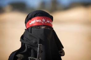 ИГ готовит женщин для атак на Запад