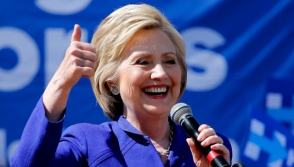 Клинтон набрала необходимые голоса и стала кандидатом в президенты от демократов (видео)
