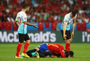 Евро-2016: Испания разгромила Турцию и вышла в плей-офф (видео)