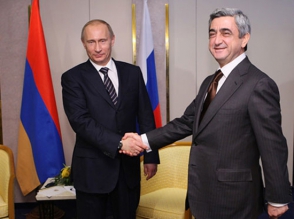 Саргсян поблагодарил Путина за внимание к карабахской проблеме