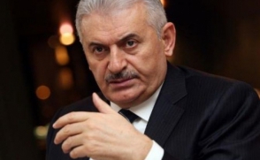 Բինալի Յըլդըրըմ.