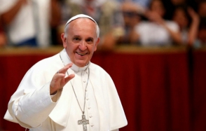 Папа Римский опубликовал видео своего визита в Армению