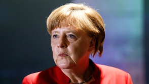 Меркель высказалась за продление санкций против России