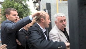 Националисты захватили часть здания Россотрудничества в Киеве (видео)