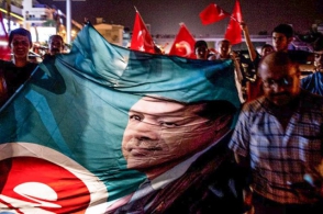 Попытка военного переворота в Турции (фоторепортаж)