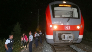 Սպանդ գերմանական գնացքում. հարձակվողը ներգաղթյալ է եղել (տեսանյութ)