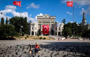 Всем турецким ученым запретили выезд из страны