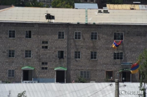 Ավելի քան 52 ժամ է, ինչ շտապ բուժօգնության 2 բժիշկը և  բուժքույրը ՊՊԾ–ում են