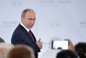 Песков рассказал о друзьях Путина в большой политике