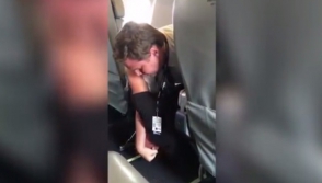 Օդաչուն քիչ է մնացել՝ խեղդի իր խցիկ մտած հարբած ուղևորին