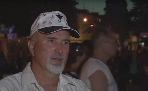 Армянин спас оказавшегося на рельсах ребенка