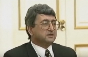 Սերժիկ Սարգսյանը պատմում է՝ ինչպես 1996թ. կեղծված ընտրություններից հետո զենքով պաշտպանվեց Լևոն Տեր-Պետրոսյանի իշխանությունը (տեսանյութ)
