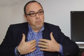 Ռուբեն Կարապետյան. «Հայ հասարակությունը մերժում է տարածքների հանձնումը»