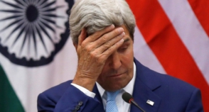 Телохранитель ас-Сиси обыскал Джона Керри и запретил снимать встречу на телефон (видео)