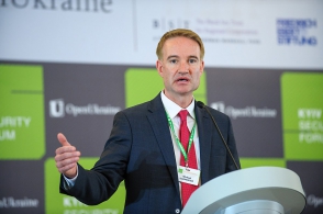 Вашингтон намерен расширить военное сотрудничество с Баку