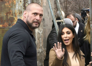 Телохранитель Ким Кардашьян удалил все упоминания о ней со своих страниц в соцсетях