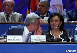 Ամենամեծ խաչը կառուցելով՝ միանգամից խնդրին համալիր լուծում են տալու