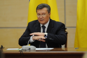 Допрос Виктора Януковича (прямая трансляция)