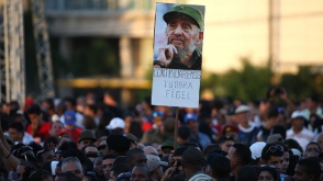 На траурное мероприятие памяти Фиделя Кастро пришли около миллиона человек