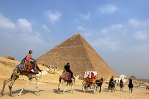 Եգիպտոսը զբոսաշրջիկների հոսքի անմկան պատճառով 70 մլրդ դոլար է կորցրել