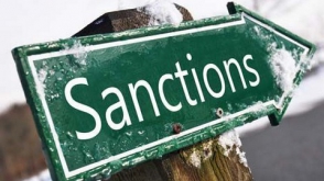 Помощник Трампа высказался за пересмотр санкций в отношении России