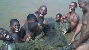 Հարավաֆրիկացի եղբայրները պատառոտվել են կոկորդիլոսին բռնաբարելու ժամանակ