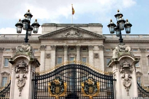 Բուքինգհեմյան պալատն ընկել է մեր խրճիթի օրին