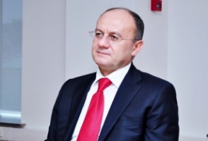 Ով է լինելու Սեյրան Օհանյանի հասարակական հենարանը