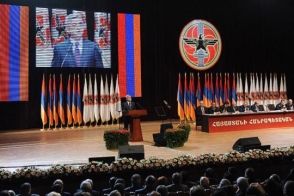 Ինչ-որ հատված ցեղակրոնվել է, ավելի ճիշտ՝ շեղակրոնվել է