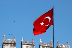 Հունաստանում Թուրքիայի գլխավոր հյուպատոսարանի վրա կարմիր և սև ներկերով լի շշեր են նետել