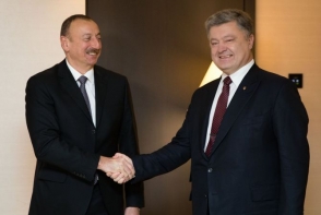 Украина и Азербайджан ограничили ввоз товаров из Нагорного Карабаха и Новороссии